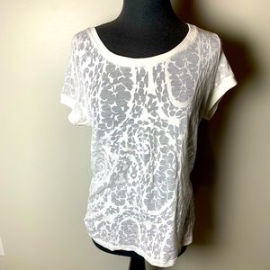 Shade clothing white Burn out shirt XL